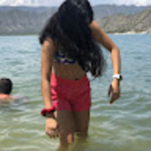 Meet your Posher, Ana